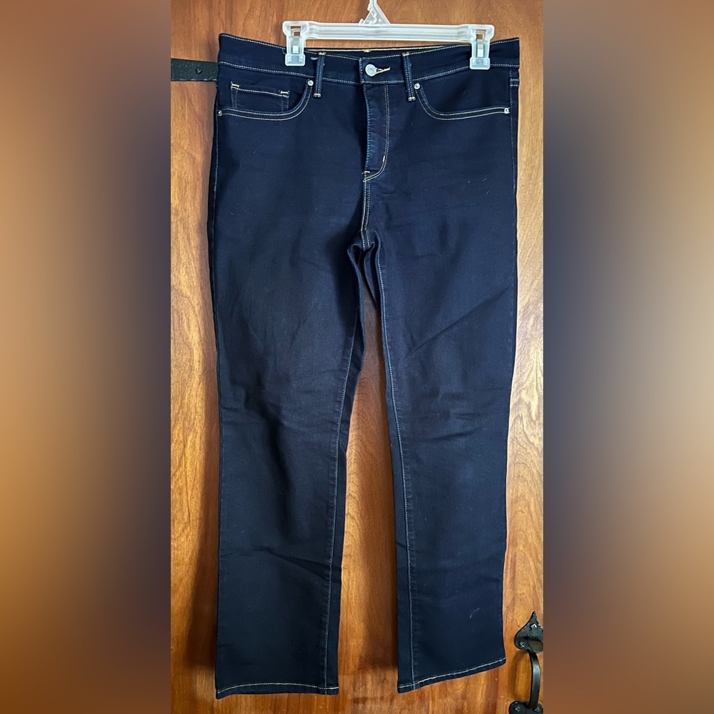 Jeans Levi’s 314 size 31 very dark blue
